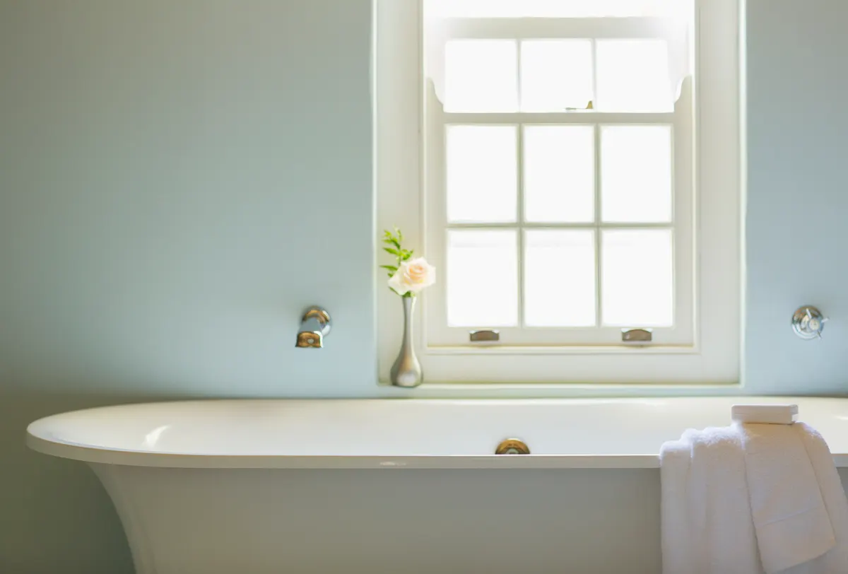 Modern bathroom vanity